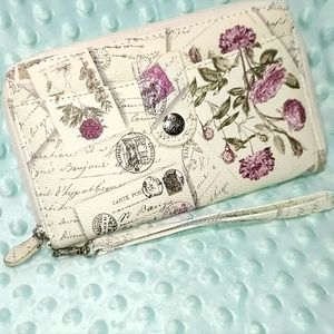 Wristlet